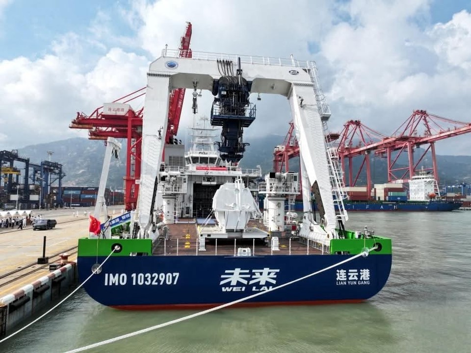 Wei Lai Class Chinese Deep-Sea Research Vessel (D)